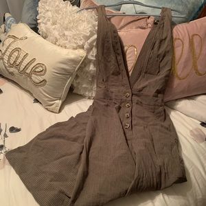 OLIVE STRIPPED JUMPSUIT